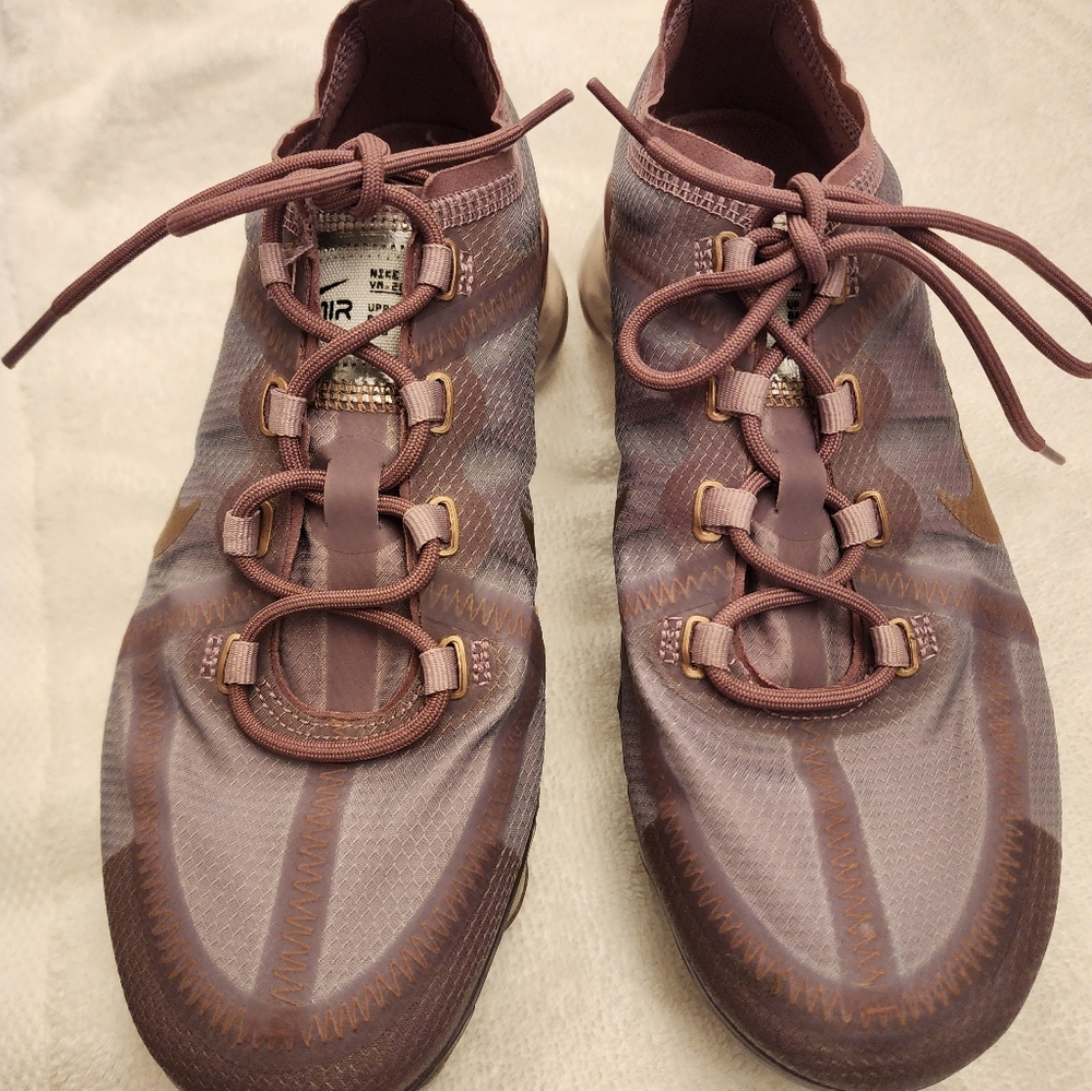 NWT - Nike Air Vapormax 2019 Soft Pink Plum Chalk Dust Size 8